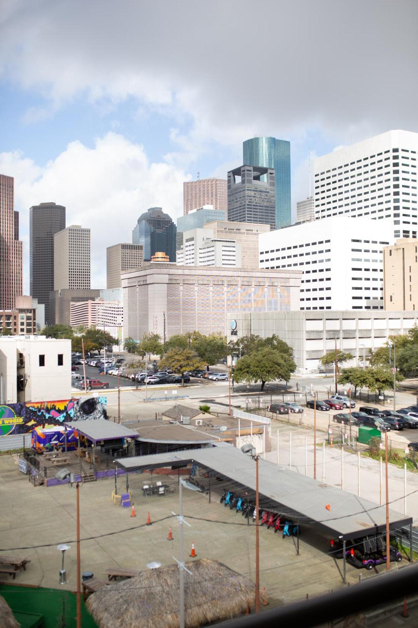 Cozy Home Toyota Center Houston Exterior foto